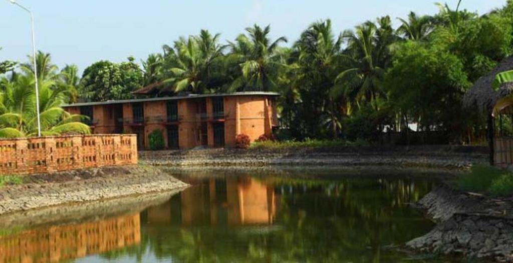 Bth Sarovaram Kochi Exterior foto